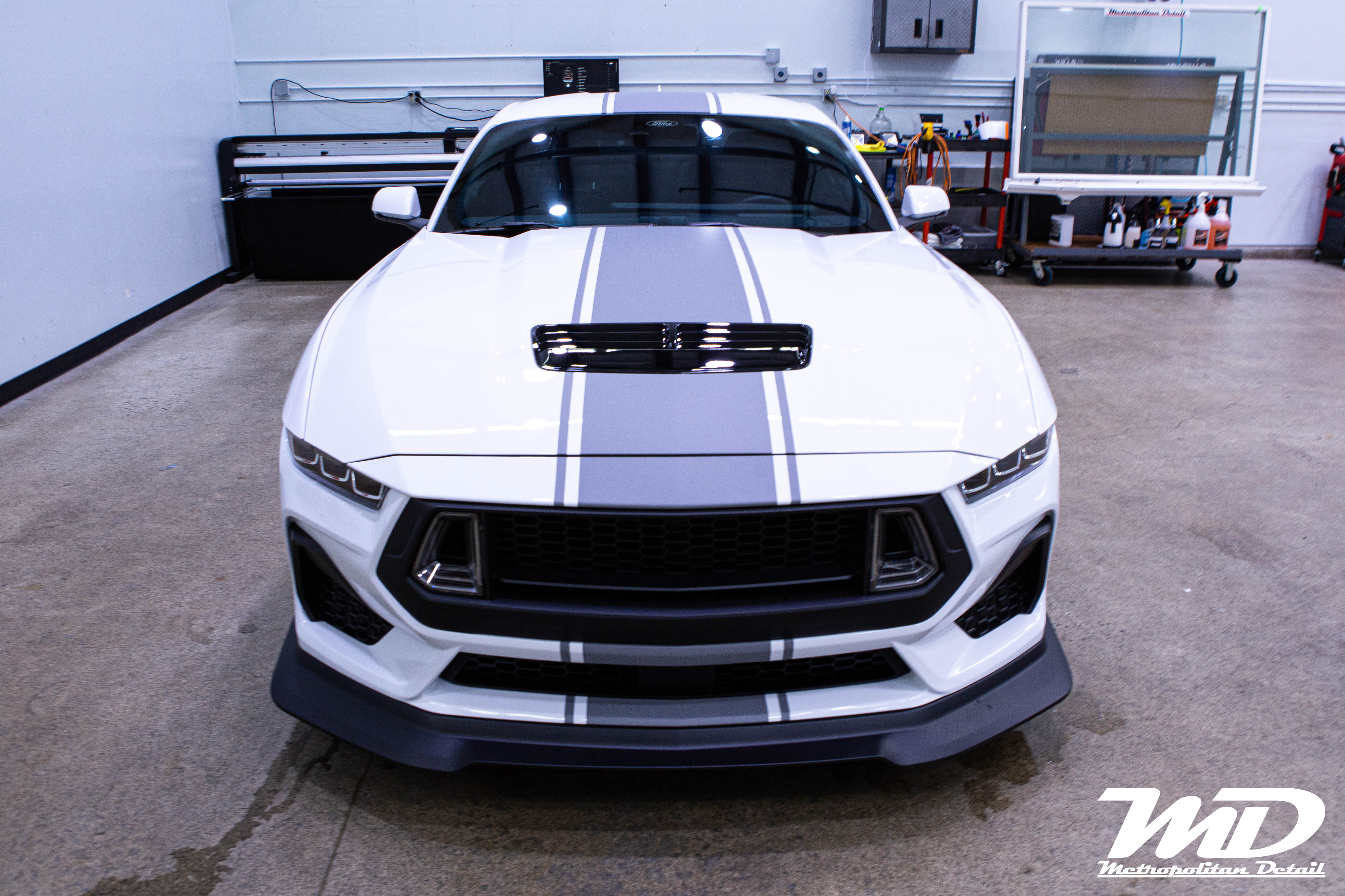 Front windshield of a Ford Mustang GT coated with Glassparency at Metropolitan Detail